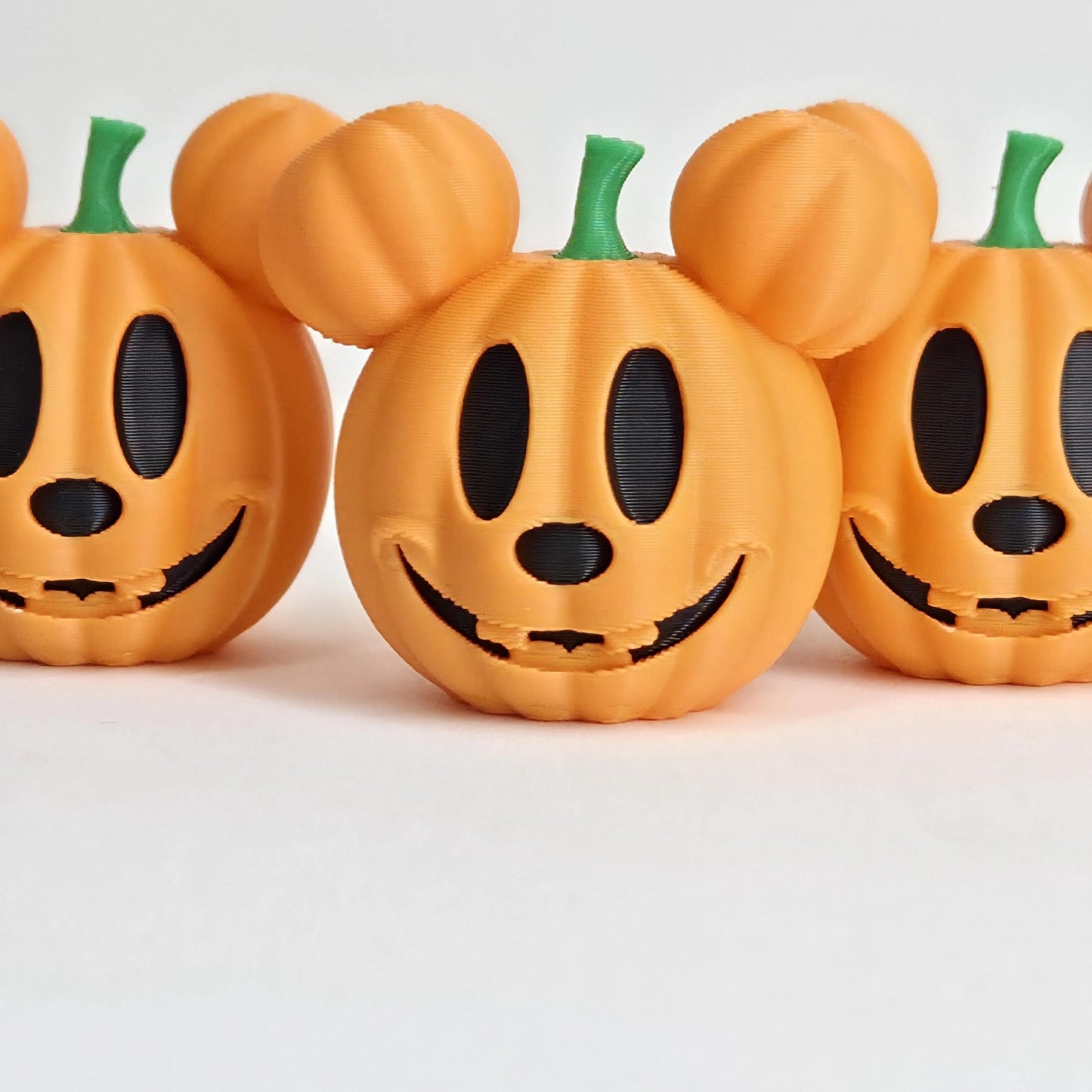 Mickey & Minnie Pumpkin Decorations
