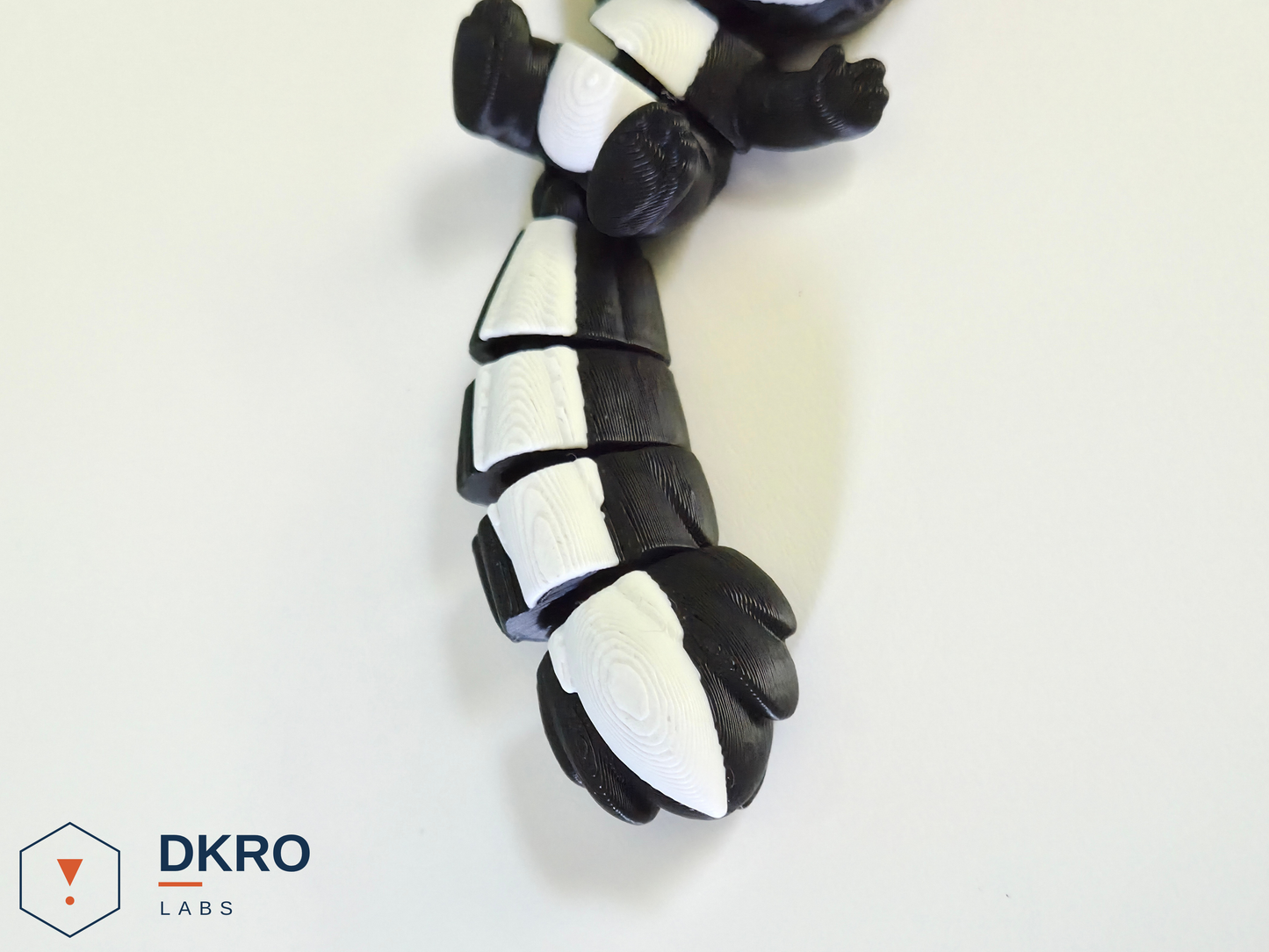 Skunk – Tiny Guardians Collection