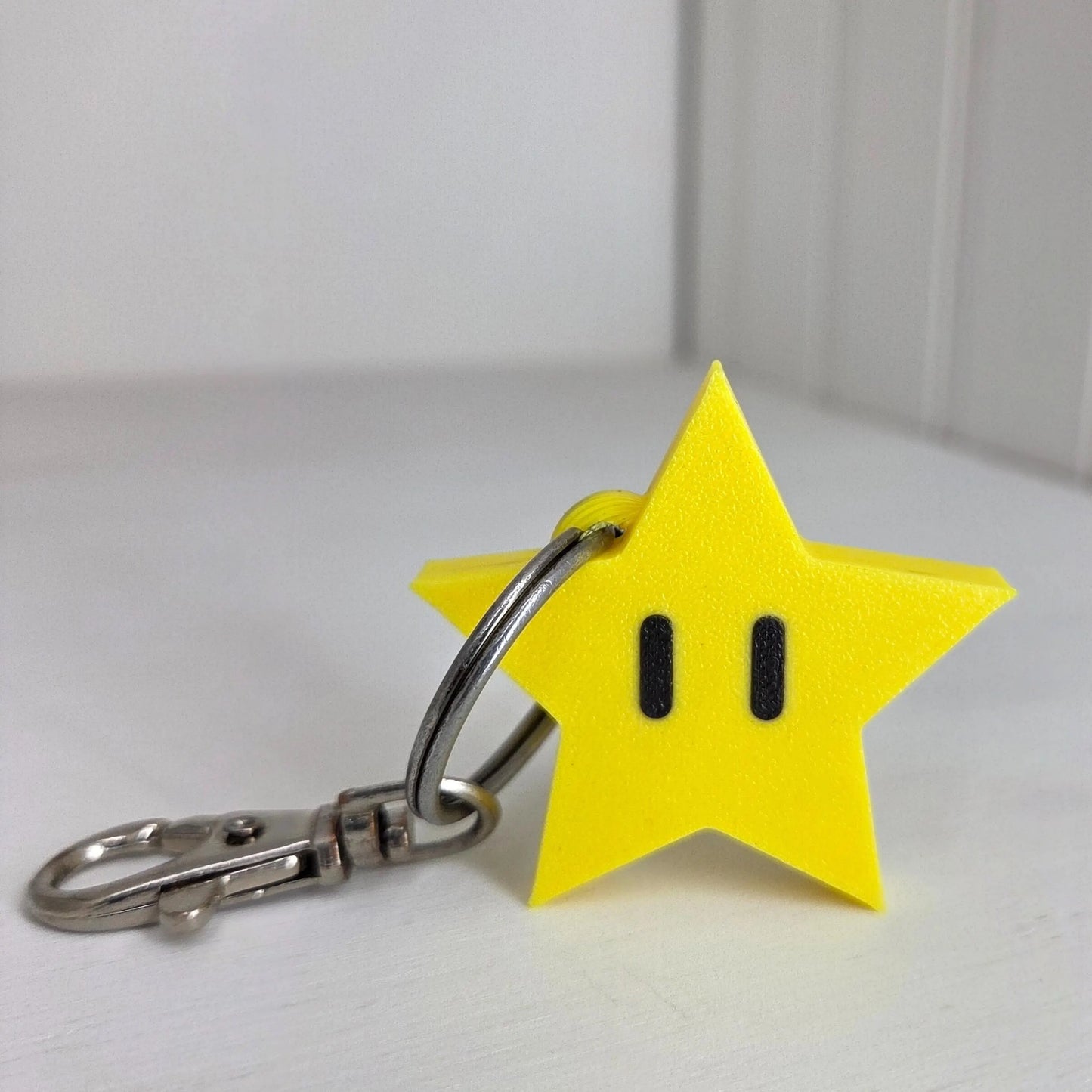 Super Mario Star Keychain