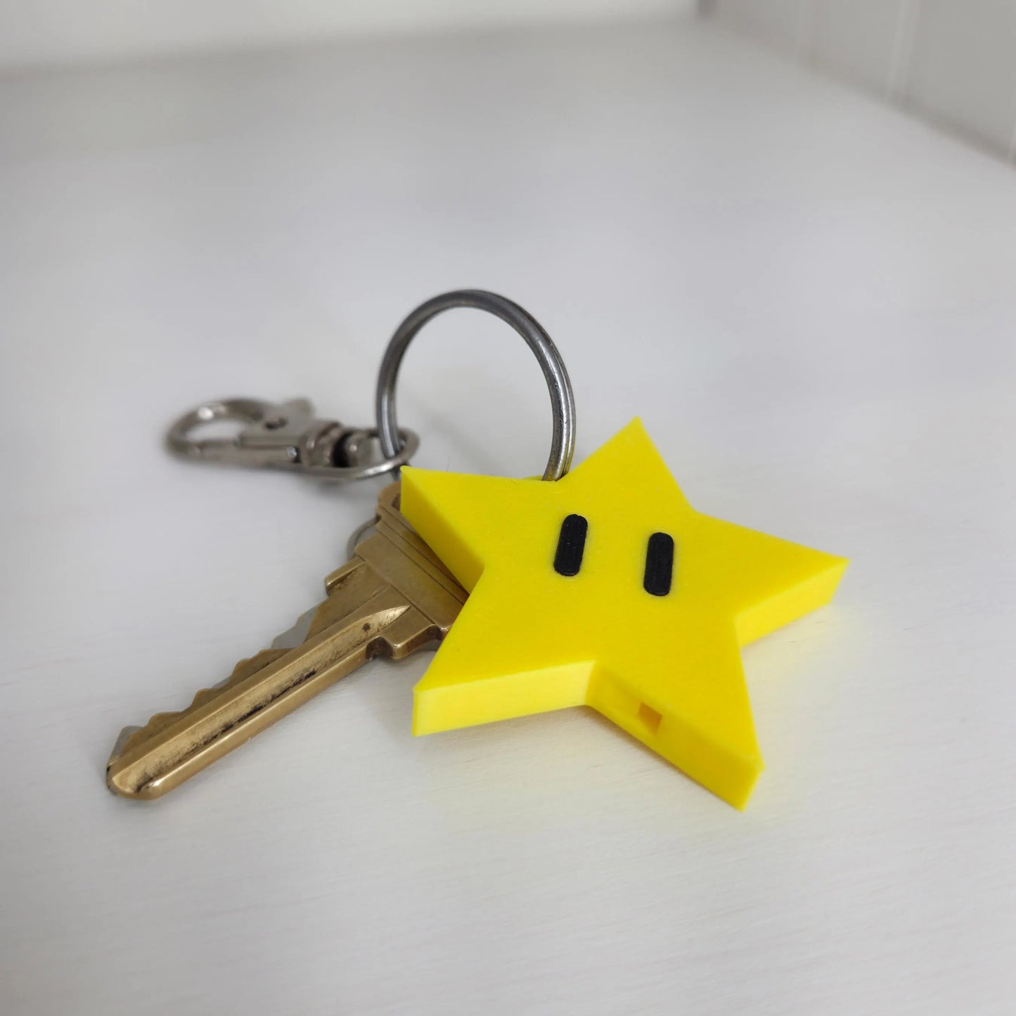 Super Mario Star Keychain