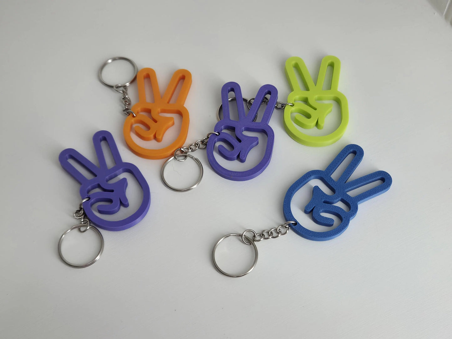 Retro 60s Style Peace Sign Keychain